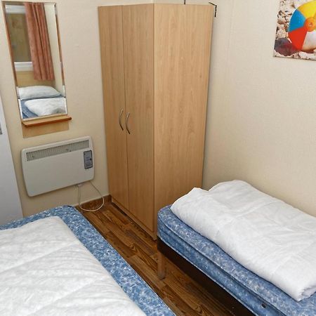 Pontins - Camber Sands Holiday Park ภายนอก รูปภาพ